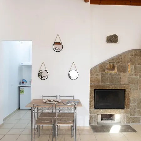 Apartament Dimelal *